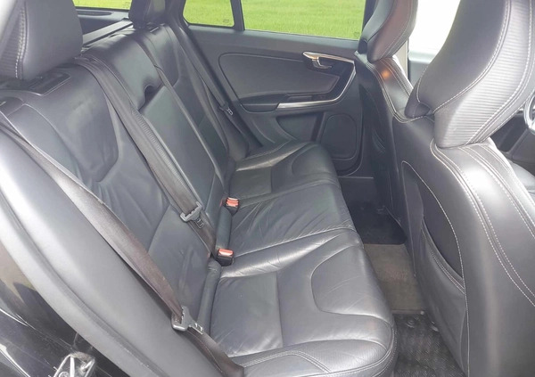 Volvo V60 cena 50000 przebieg: 248000, rok produkcji 2012 z Gostynin małe 704